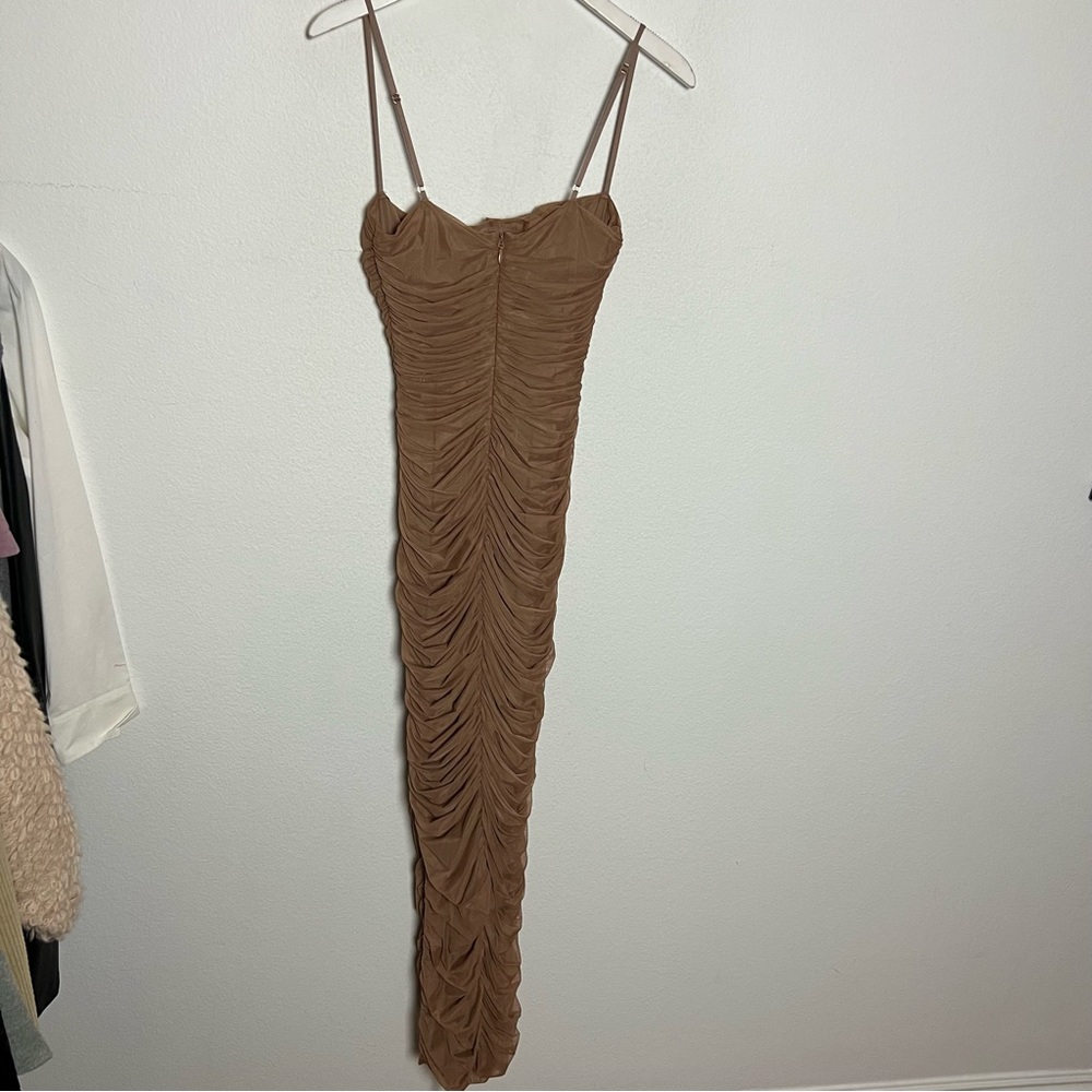 House of CB Fornarina Organza Mesh Ruched Maxi Dress Tan Size Small - Picture 9 of 12